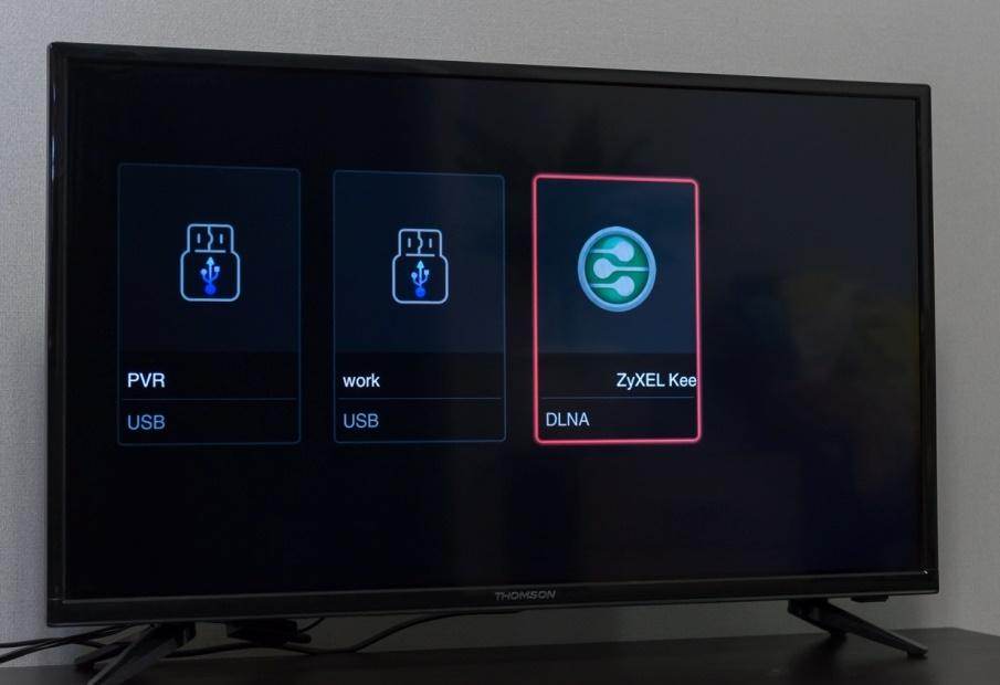 выбор надписи DLNA и имя ПК