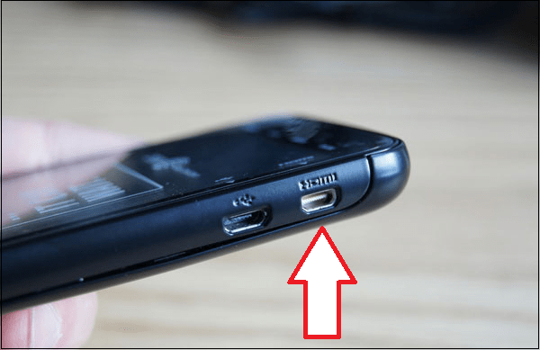 Разъём микро HDMI на телефоне